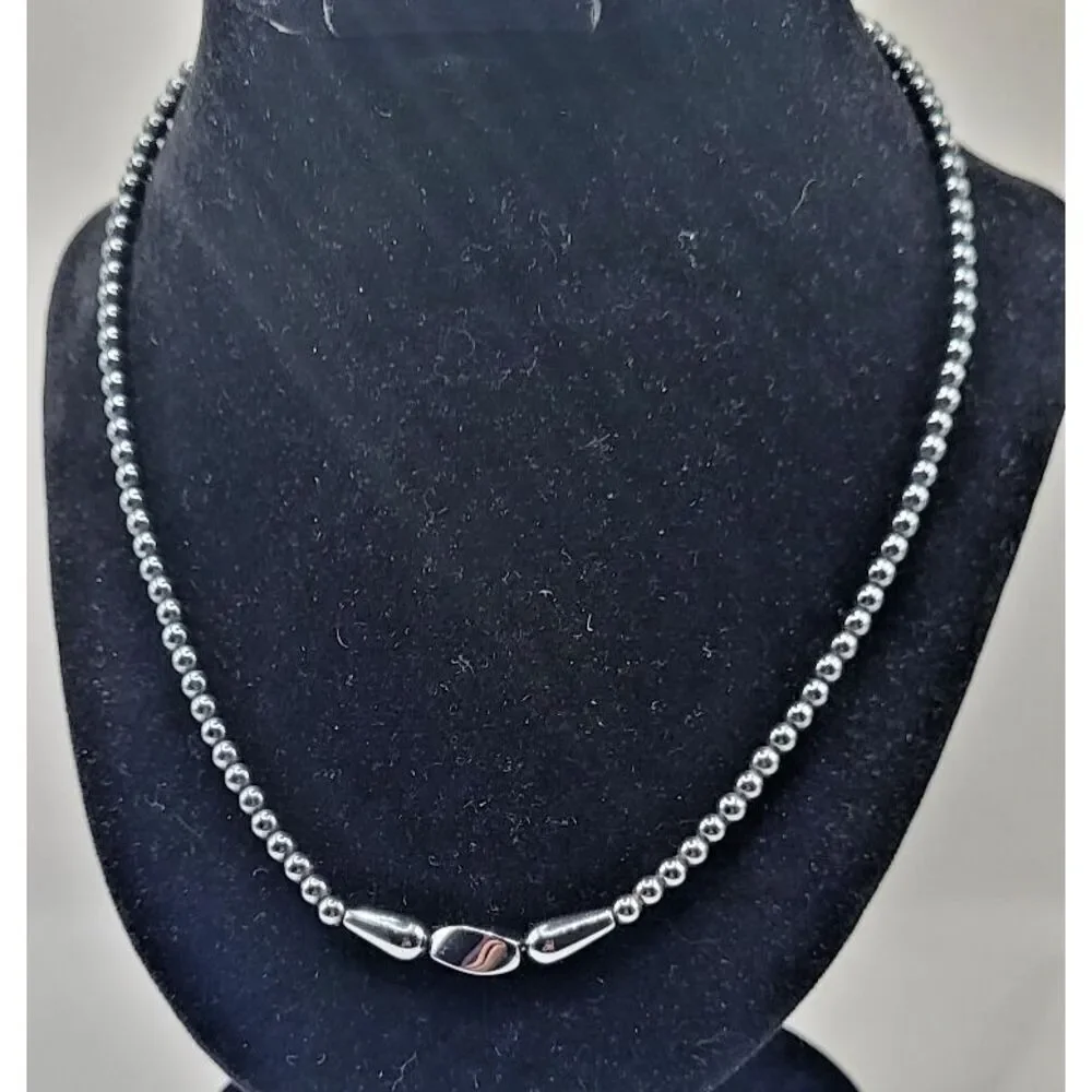 Hematite Beaded Necklace 18.5in